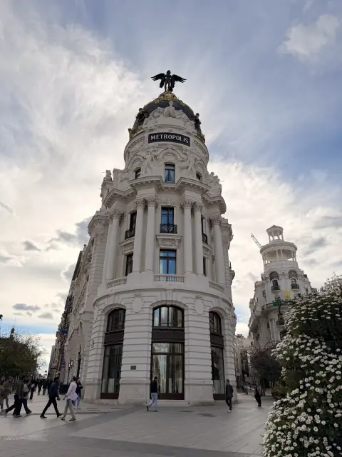 the famous building ✨